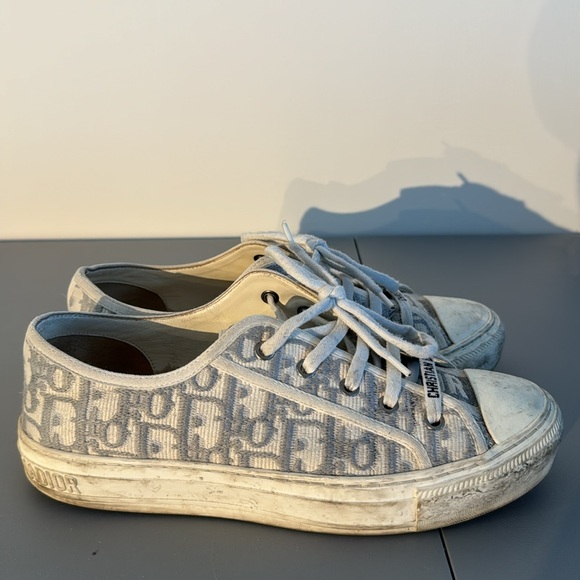 Dior Gray Sneakers - Picture 4 of 7